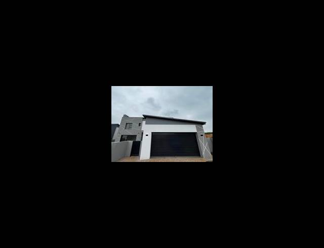 4 BEDROOM HOUSE FOR SALE IN FOUNTAINBROOK ESTATE